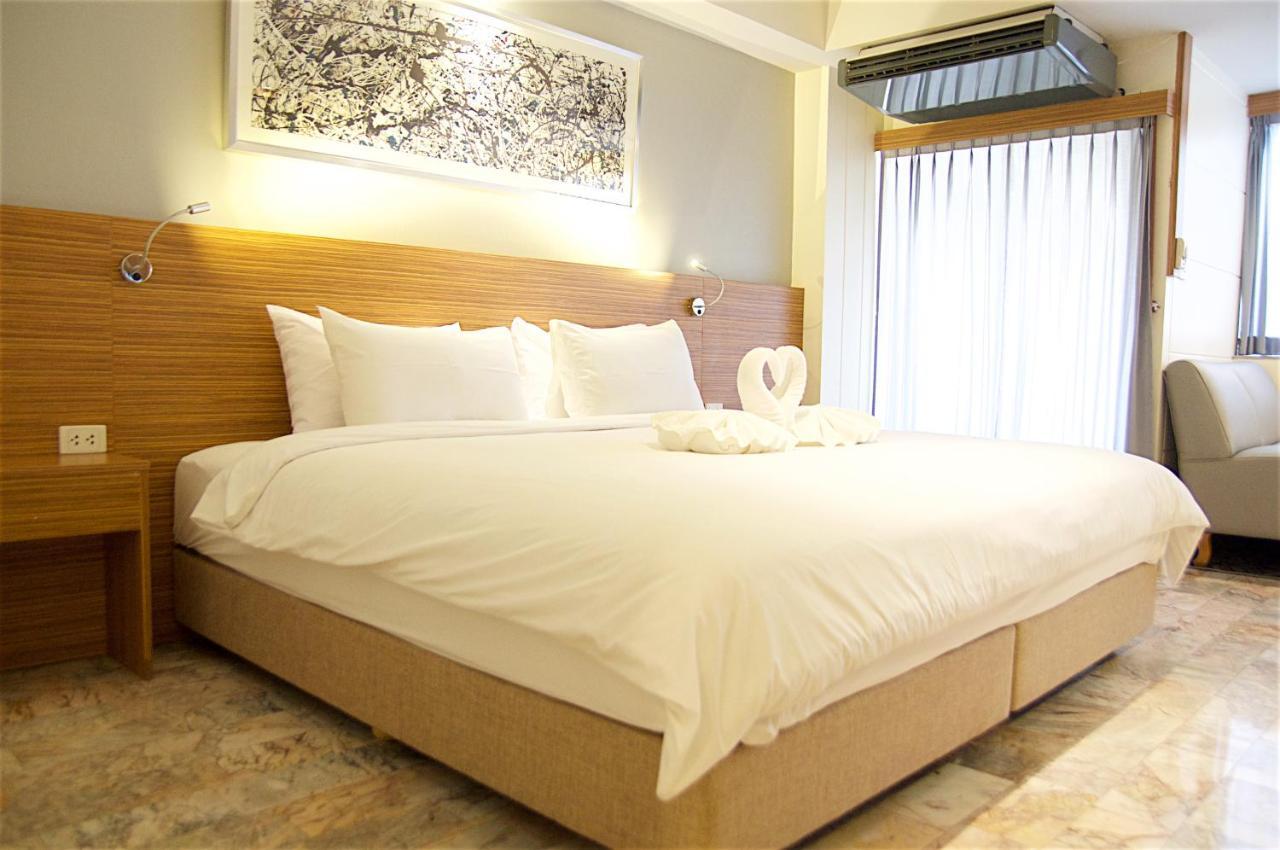 Jolly Suites & Spa Thapra Bangkok Exterior foto